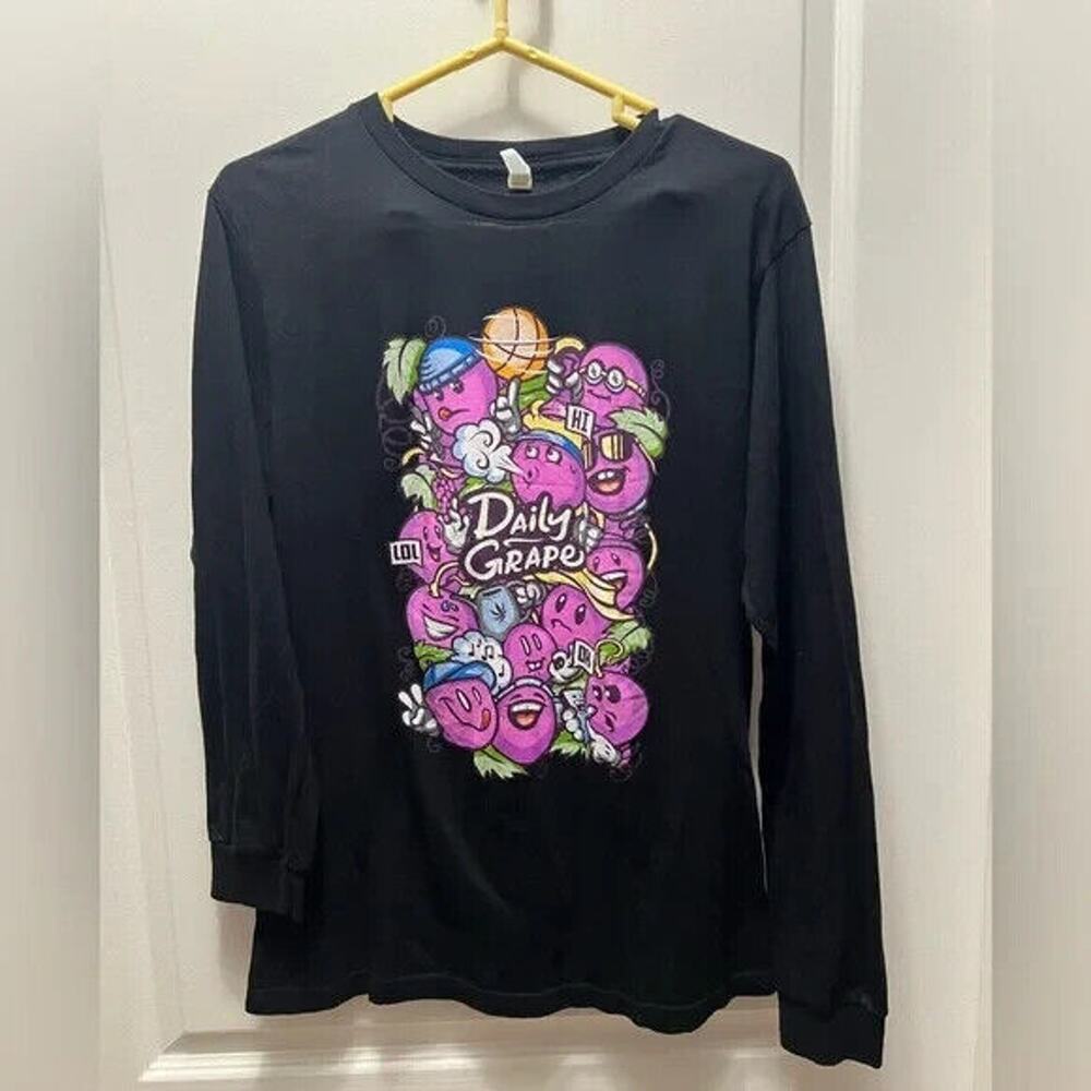Bella+Canvas - Long Sleeve - Graphic Shirt - Daily Grape Graphic Shirt - Large